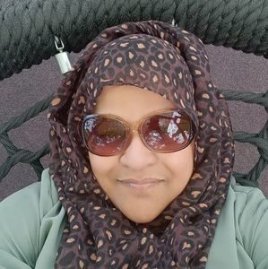 Meet your Posher, Azmiri